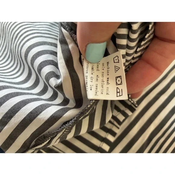 Mellowday Off‎ the shoulder blouse Size Medium (J3) - Picture 5 of 13